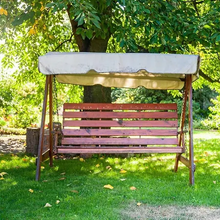 Tradicni Cesky Dum S Loznicemi V Podkrovi Vsejany Exterior foto